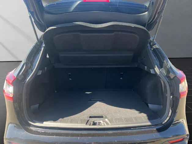 Nissan Qashqai 1.3 DIG-T 160 Tekna
