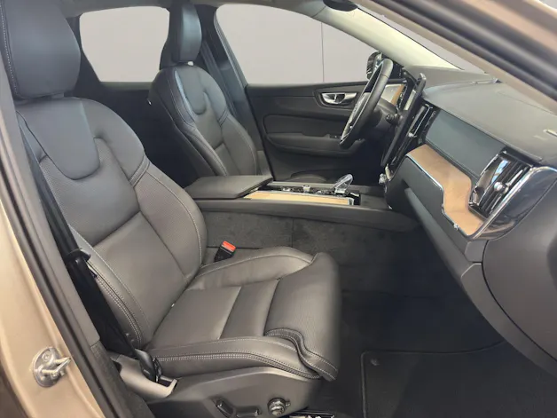 Volvo XC60 2.0 T6 TE Ultra Dark eAWD