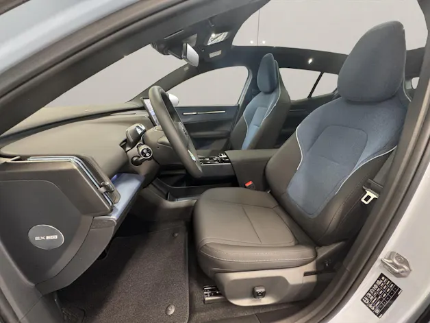 Volvo EX30 E60 Twin Ultra Performance AWD