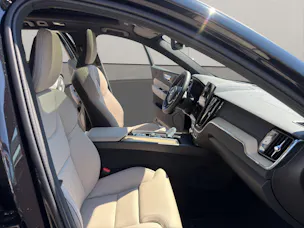 Volvo XC60 2.0 T6 TE Ultra Dark eAWD