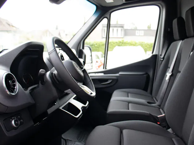 Mercedes-Benz Sprinter 317 CDI Kasten PRO Hochdach Standard