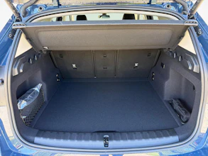 https://vehicle.imgix.net/4273478/65f74516-d43f-4376-9144-152161199490.jpg