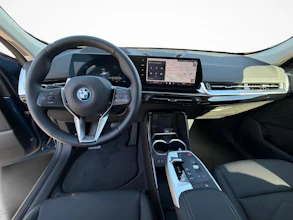 https://vehicle.imgix.net/4273478/bc7f84ec-b2c2-4d68-9d50-b197e57382f4.jpg