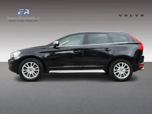 Volvo XC60 2.4 D5 Kinetic R-Design AWD