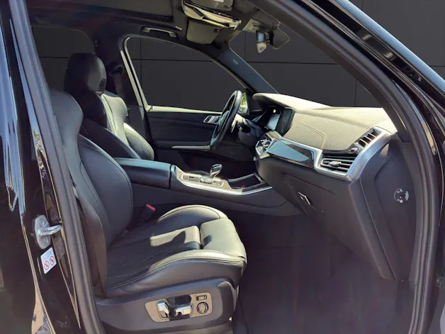 BMW X5 M50i xDrive