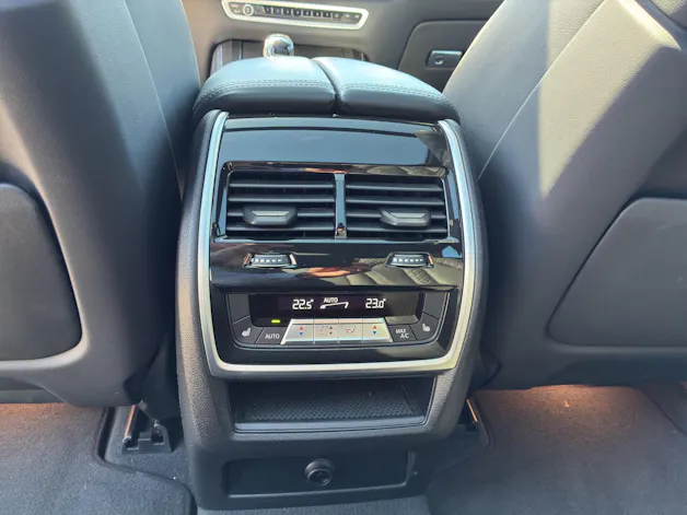 BMW X5 M50i xDrive