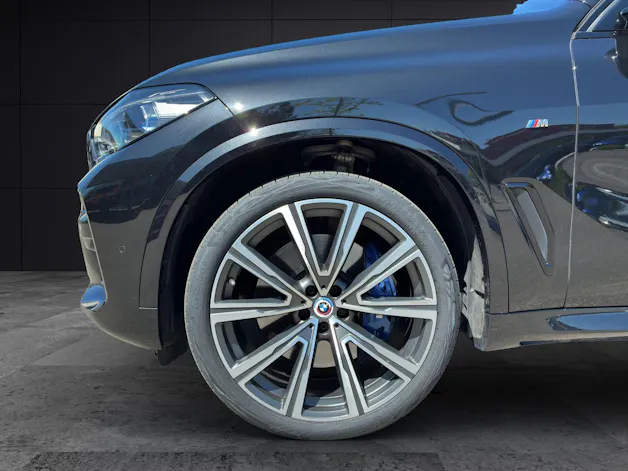 BMW X5 M50i xDrive