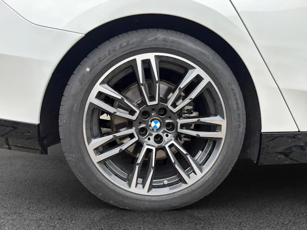 BMW 520d xDrive 48V M Sport