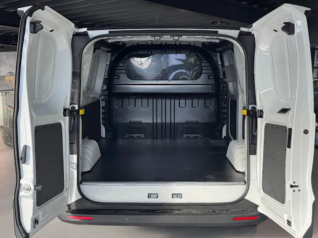 Maxus eDeliver 7 L1 77kWh