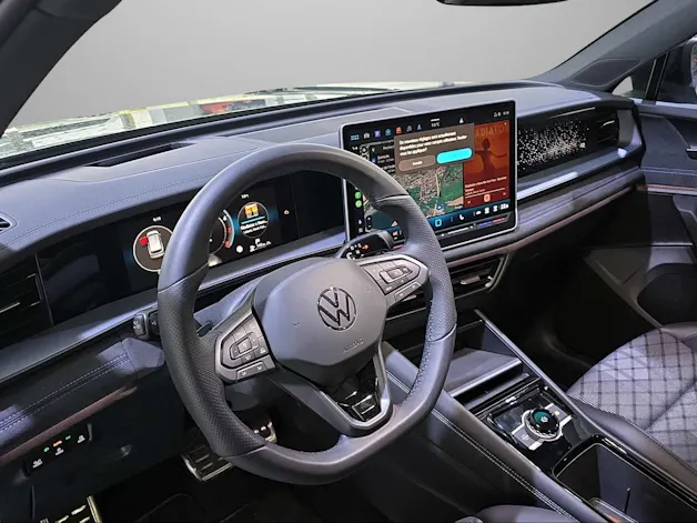 VW VW TAYRON R-Line
