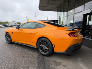 Ford Mustang Fastback 5.0 V8 Dark Horse
