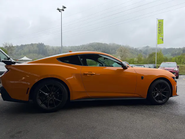 Ford Mustang Fastback 5.0 V8 Dark Horse