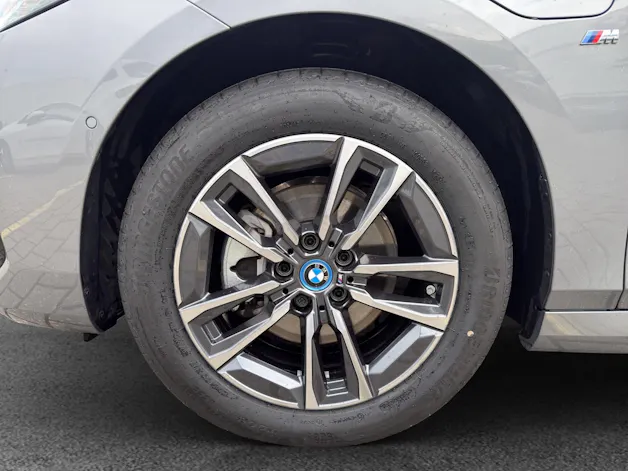 BMW 225e xDr. Act. T. M Sport