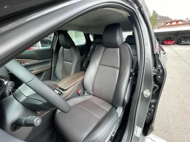 Mazda CX-30 SKYACTIV-X 186 M Hybrid Takumi FWD AT