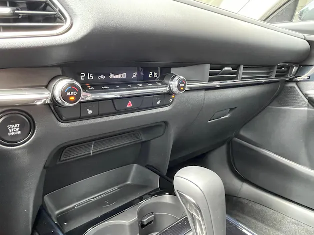 Mazda CX-30 SKYACTIV-X 186 M Hybrid Centre Line AWD AT