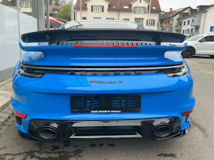 Porsche 911 Turbo S *** TRAUM IN SHARKBLUE ***