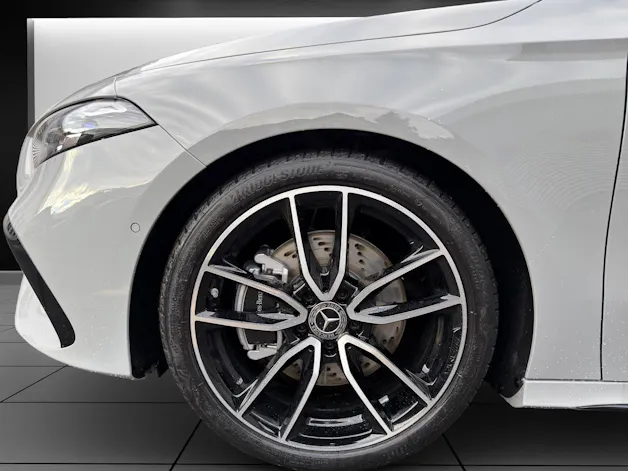 Mercedes-Benz A 220 4Matic 8G-DCT