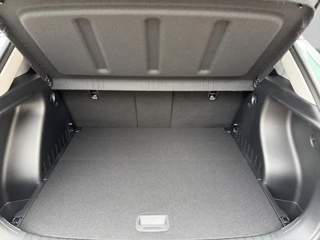 Hyundai Kona 1.6 GDi HEV Amplia DCT