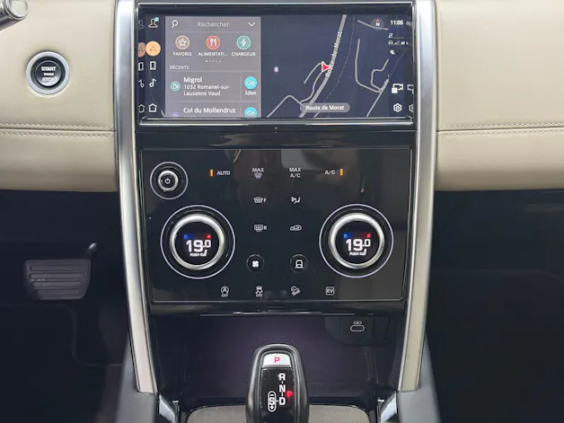 Land Rover Discovery Sport P300e 1.5 PHEV HSE AT8
