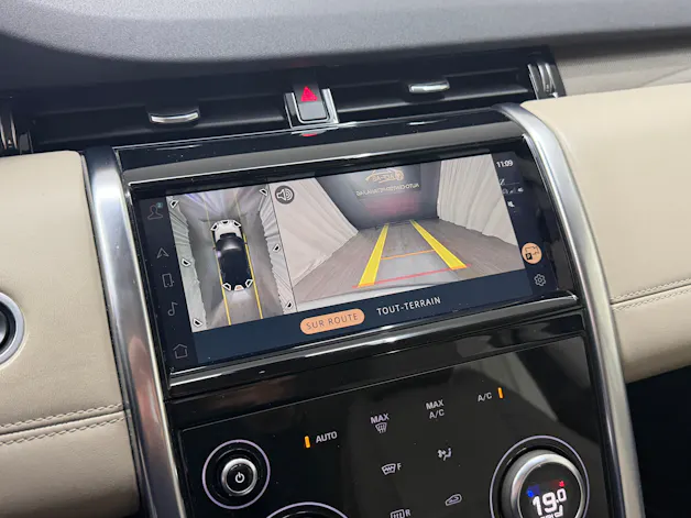 Land Rover Discovery Sport P300e 1.5 PHEV HSE AT8