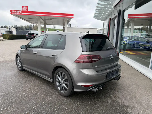 VW Golf 2.0 TSI R 4Motion DSG