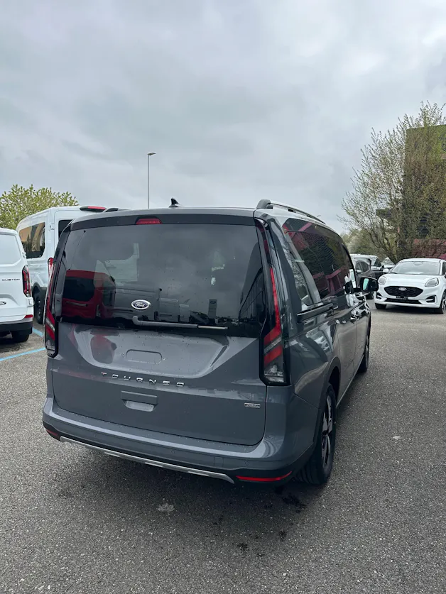 Ford TOURNEO CONNECT Grand 1.5 EcoB PHEV/Active/150CV