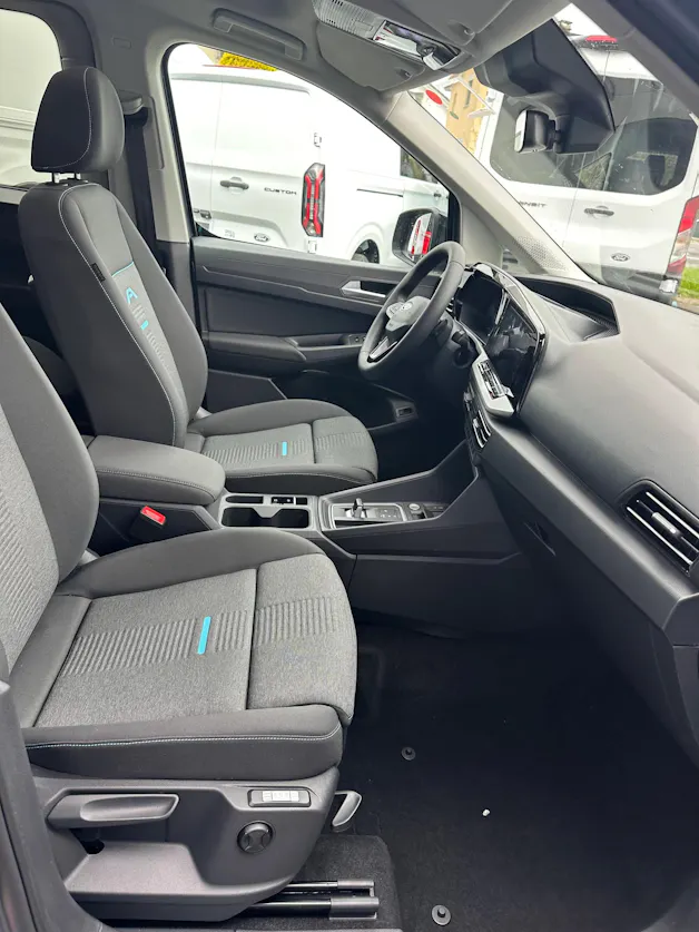 Ford TOURNEO CONNECT Grand 1.5 EcoB PHEV/Active/150CV