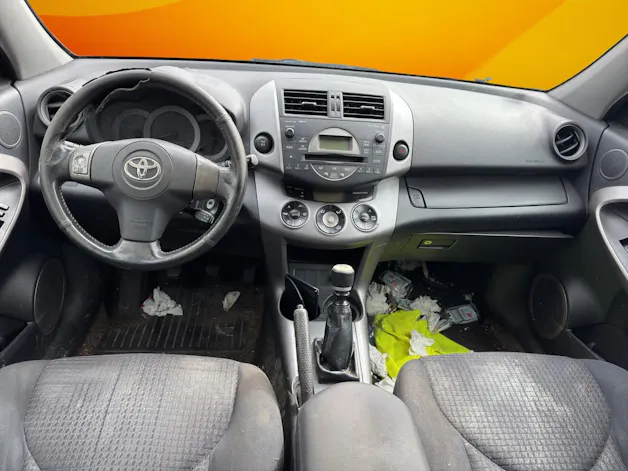 Toyota RAV-4 2.2D-4 D Linea Luna *** Plaque Francaise / Start Nicht / Ne démarre pas ***