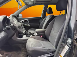 Toyota RAV-4 2.2D-4 D Linea Luna *** Plaque Francaise / Start Nicht / Ne démarre pas ***