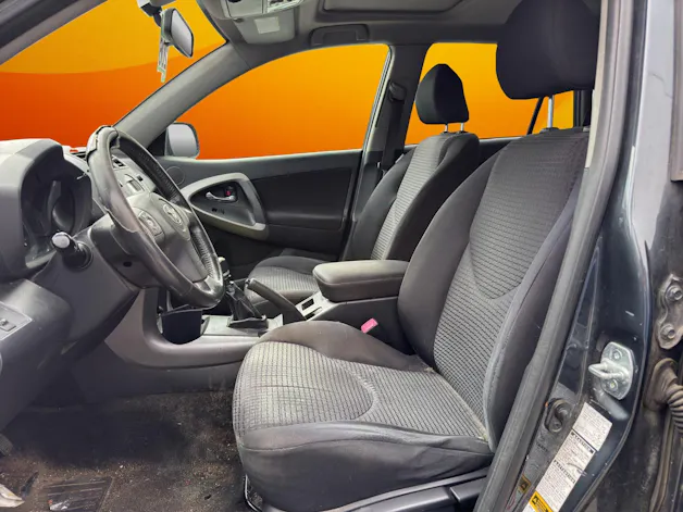 Toyota RAV-4 2.2D-4 D Linea Luna *** Plaque Francaise / Start Nicht / Ne démarre pas ***