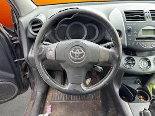 Toyota RAV-4 2.2D-4 D Linea Luna *** Plaque Francaise / Start Nicht / Ne démarre pas ***