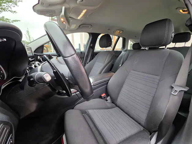 Mercedes-Benz C 220 d Avantgarde 9G-Tronic