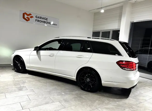 Mercedes-Benz E 220 CDI Avantgarde 7G-Tronic