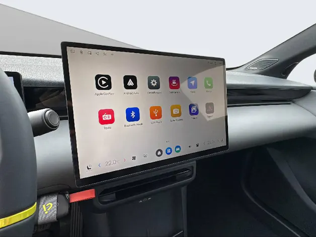 Lynk & Co 02