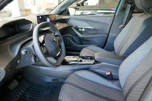 Peugeot 2008 1.2 110 MHEV Allure