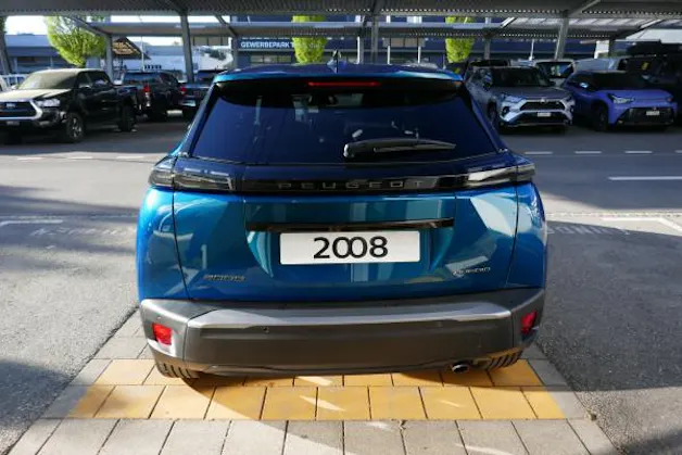 Peugeot 2008 1.2 110 MHEV Allure