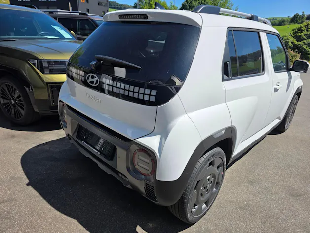 Hyundai Inster 49kWh Vertex Cross
