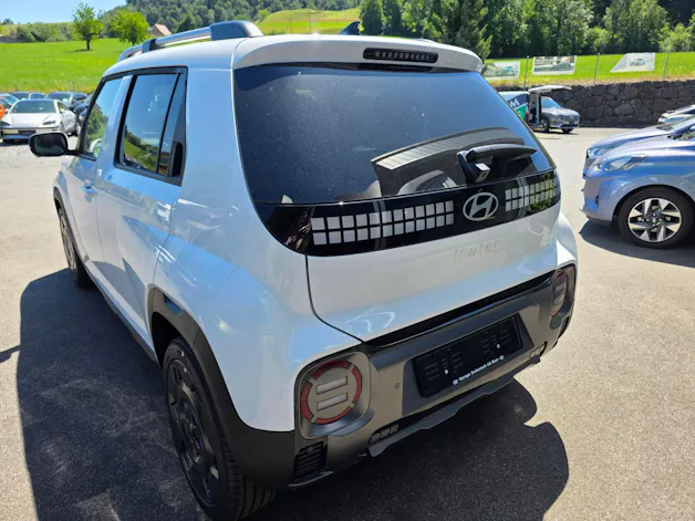 Hyundai Inster 49kWh Vertex Cross