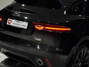 Jaguar E-Pace 2.0 P300 R-Dynamic HSE AWD Automatik