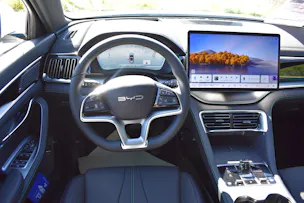 BYD Seal U DM-i Design AWD