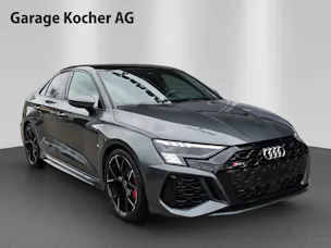 Audi RS3 Limousine 2.5 TSI quattro S-tronic