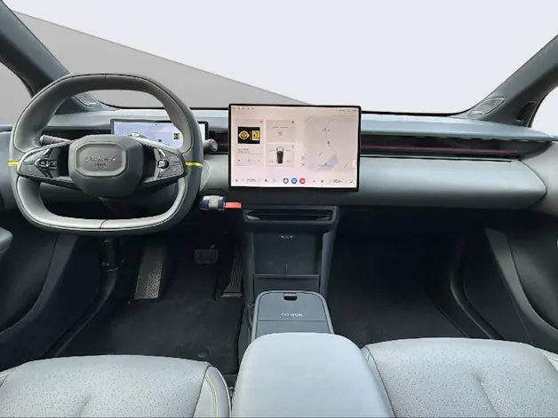 Lynk & Co 02