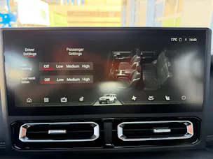 BAW 212 4x4 Diesel, Probefahrt möglich auf vorherige Terminvereinbarung, Elektr. Trittbretter, Schiebedach, AHK 2.5 T.