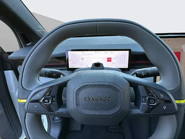 Lynk & Co 02