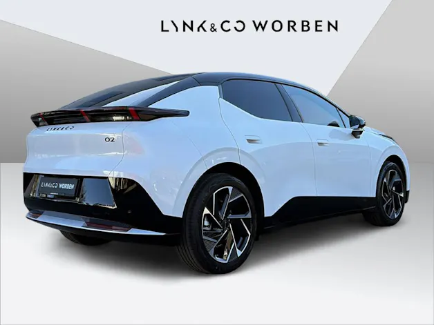 Lynk & Co 02