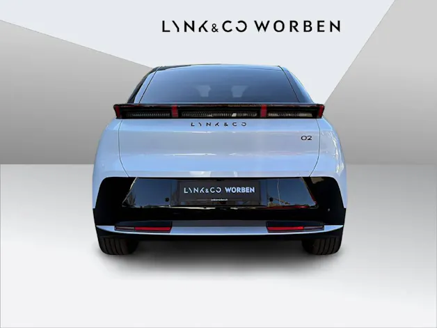 Lynk & Co 02
