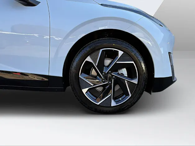 Lynk & Co 02