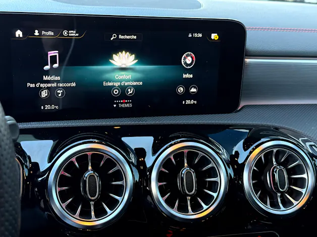 Mercedes-Benz CLA Shooting Brake 250 4Matic 7G-DCT AMG Line