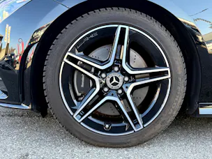 Mercedes-Benz CLA Shooting Brake 250 4Matic 7G-DCT AMG Line
