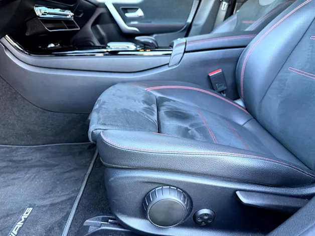 Mercedes-Benz CLA Shooting Brake 250 4Matic 7G-DCT AMG Line